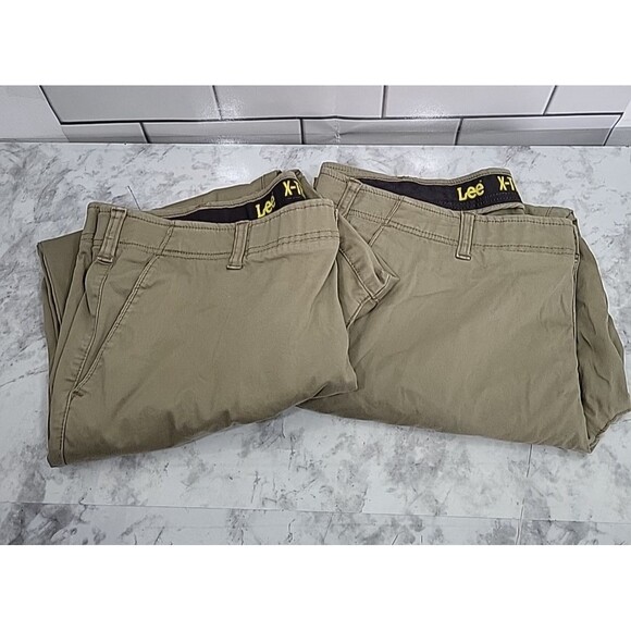 2 Lee Extreme  Mens Pants 42x30 Comfort Relaxed Fit Flat Front Chinos Chore Work - Picture 2 of 7